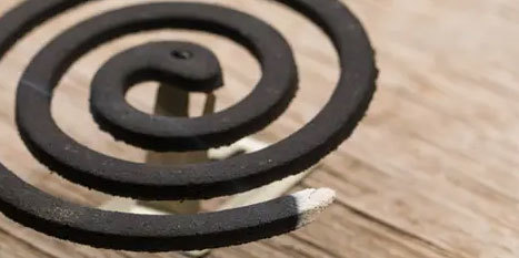 How to choose a safe mosquito repellent in summer?